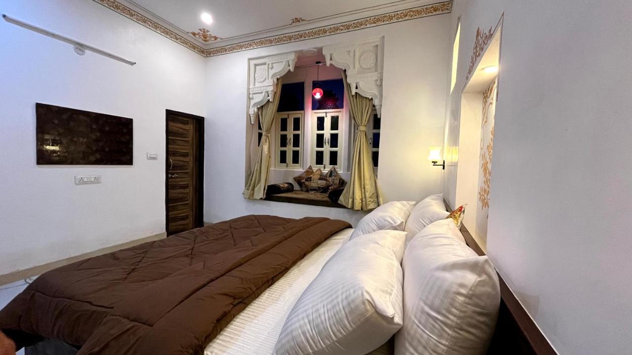 Hotel Ushaan Haveli Удайпур Экстерьер фото