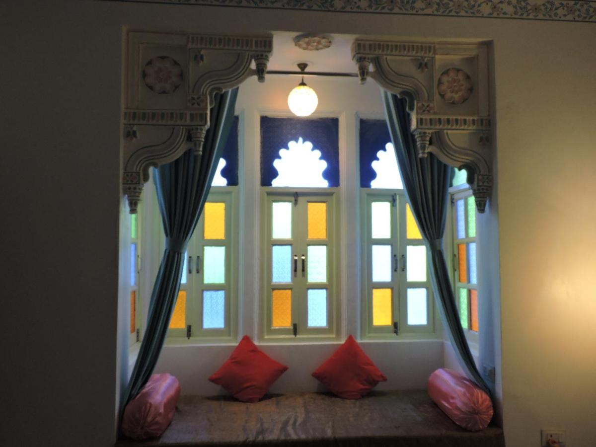 Hotel Ushaan Haveli Удайпур Экстерьер фото