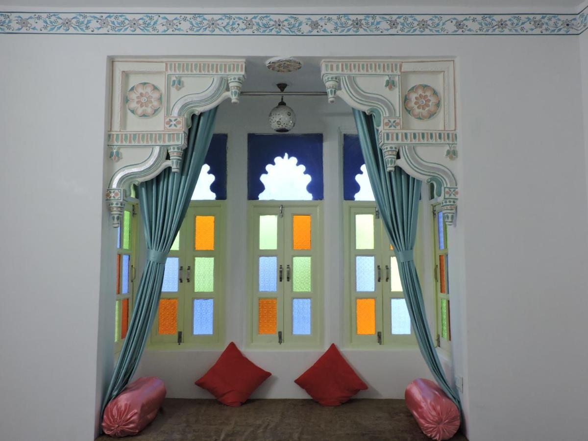 Hotel Ushaan Haveli Удайпур Экстерьер фото