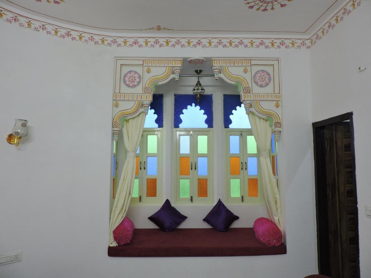 Hotel Ushaan Haveli Удайпур Экстерьер фото