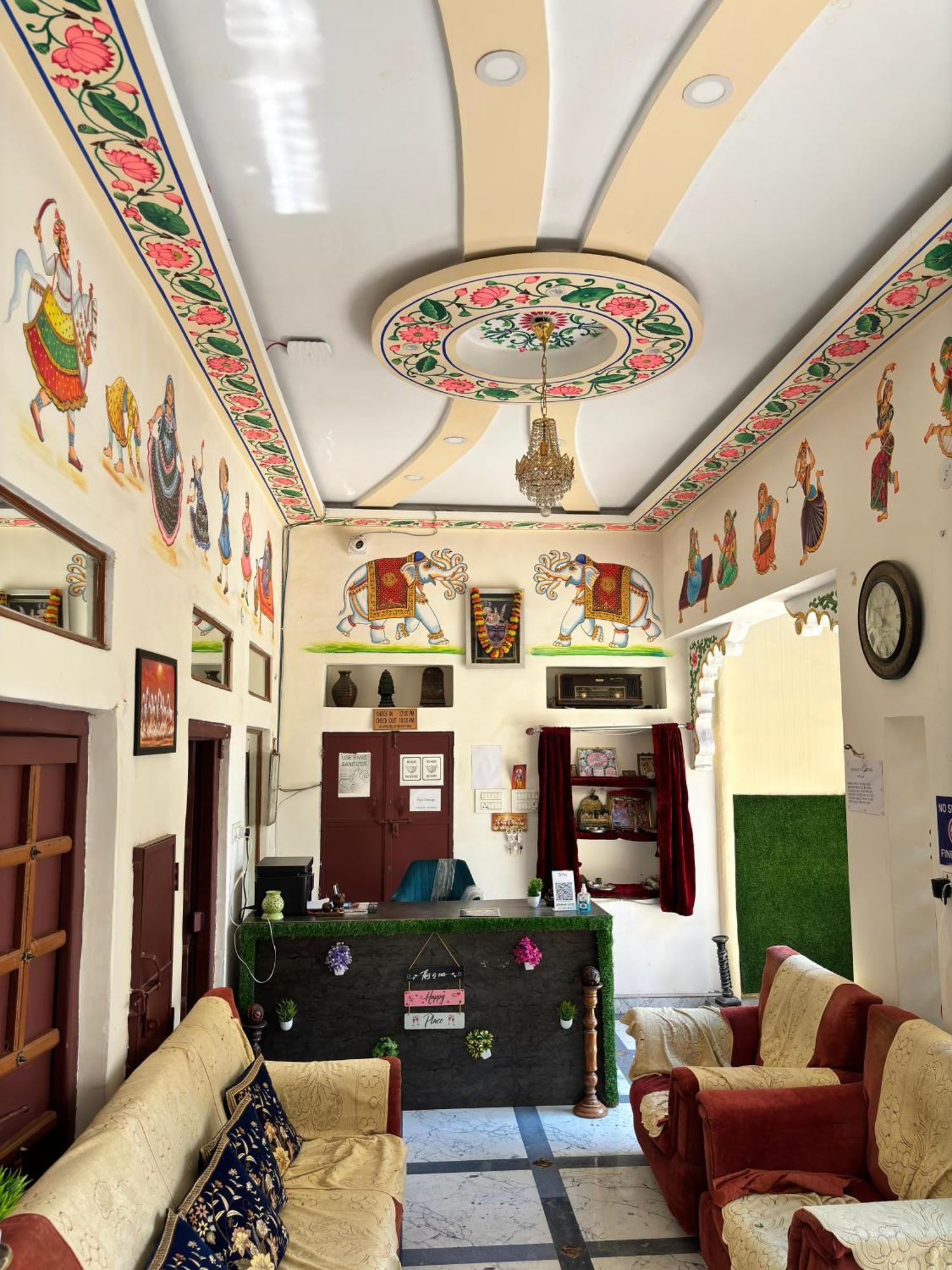 Hotel Ushaan Haveli Удайпур Экстерьер фото
