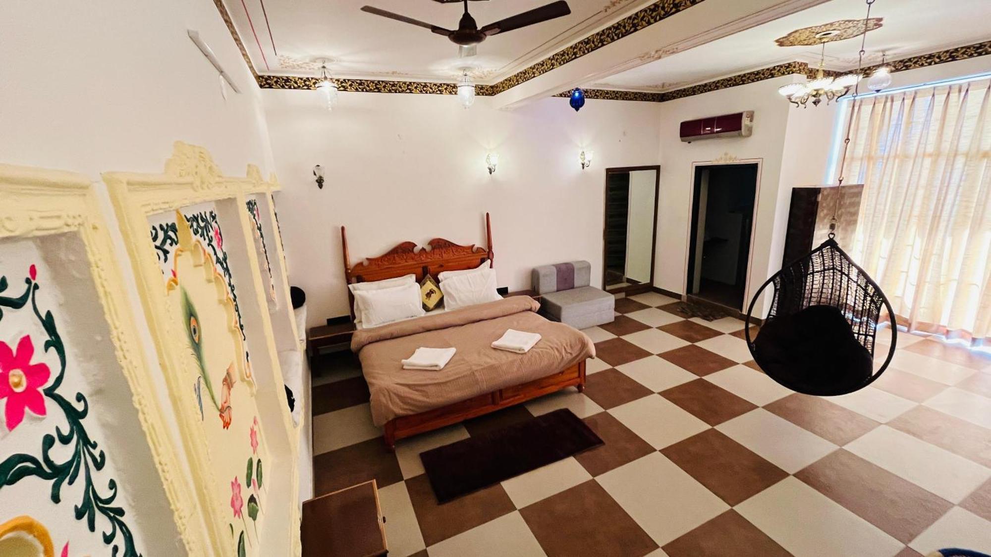 Hotel Ushaan Haveli Удайпур Экстерьер фото