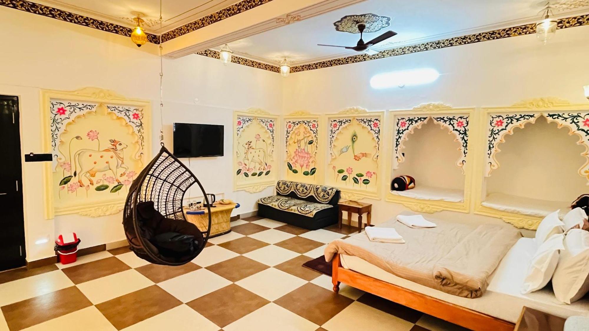 Hotel Ushaan Haveli Удайпур Экстерьер фото